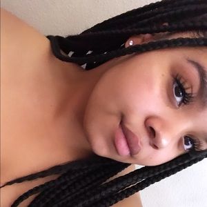 Meet your Posher, Brianna